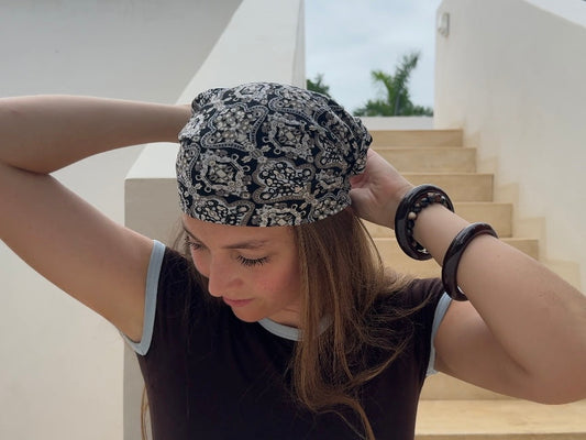 Weiches Viskose Bandana als Kopftuch gebunden Sommer handgemacht flohri Hamburg