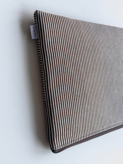Laptoptasche & Tablethülle – choco stripes