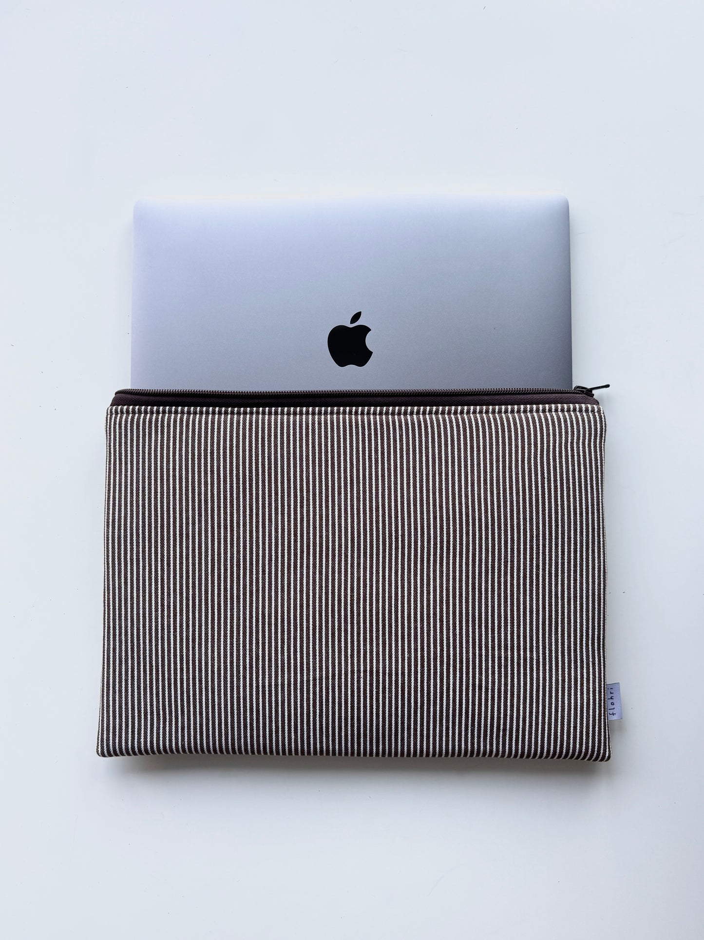 Laptoptasche & Tablethülle – choco stripes