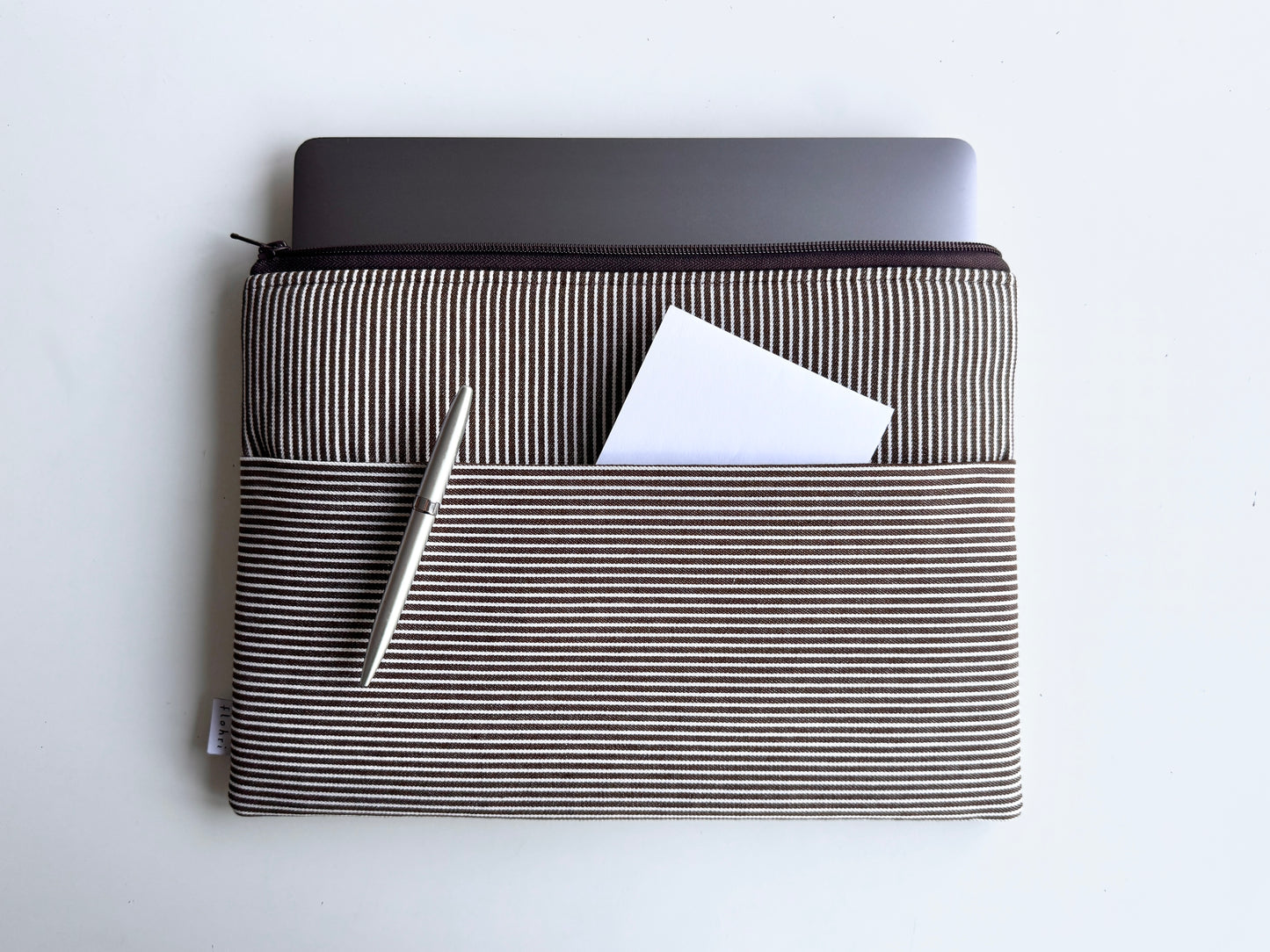 Laptoptasche & Tablethülle – choco stripes