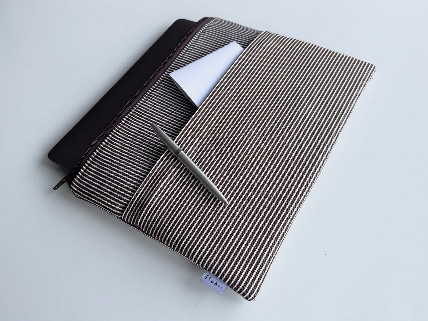 Laptoptasche & Tablethülle – choco stripes
