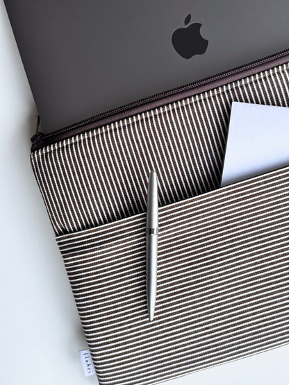Laptoptasche & Tablethülle – choco stripes