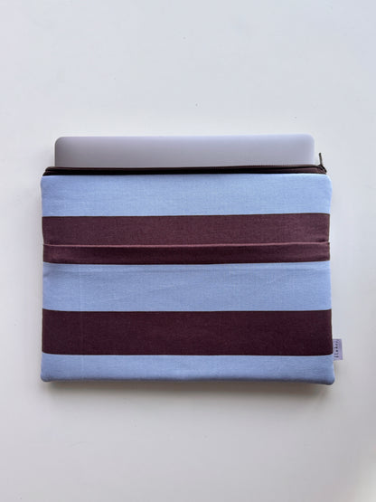 Laptoptasche & Tablethülle – sky/purple