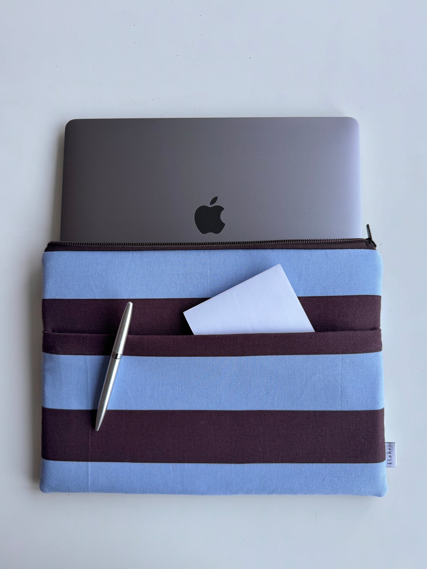 Laptoptasche & Tablethülle – sky/purple