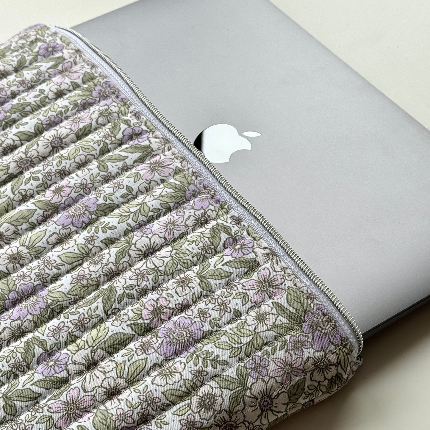 Laptoptasche Blumenmuster – Notebook & Tablet Hülle mit Reißverschluss