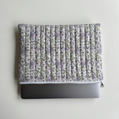 Laptoptasche Blumenmuster – Notebook & Tablet Hülle mit Reißverschluss