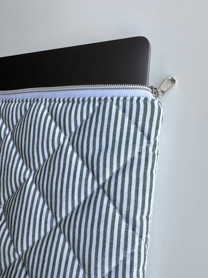 Laptoptasche Grün-Gestreift – Tablet & Notebook Hülle