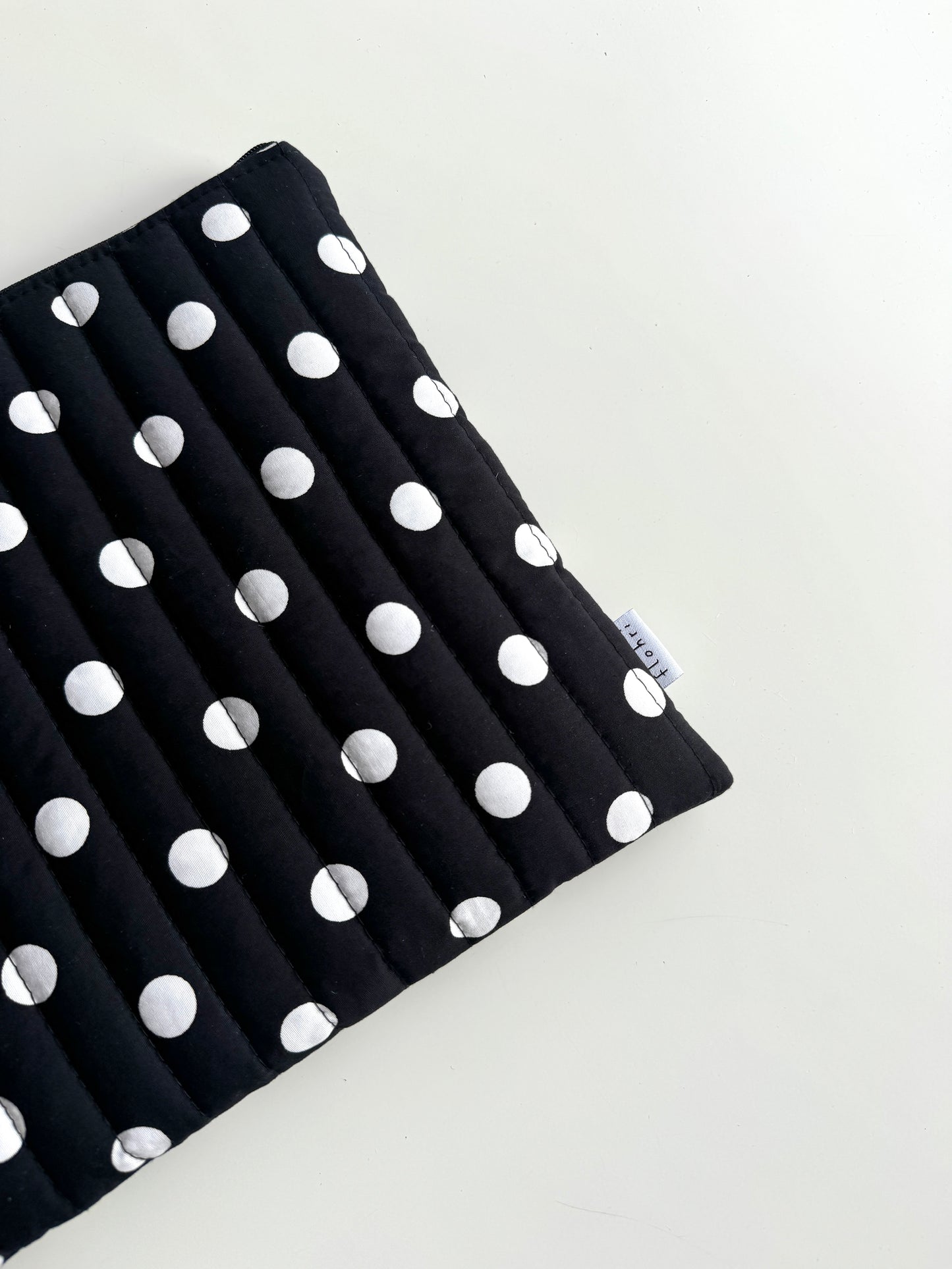 Laptoptasche gepunktet – MacBook & Tablet Hülle