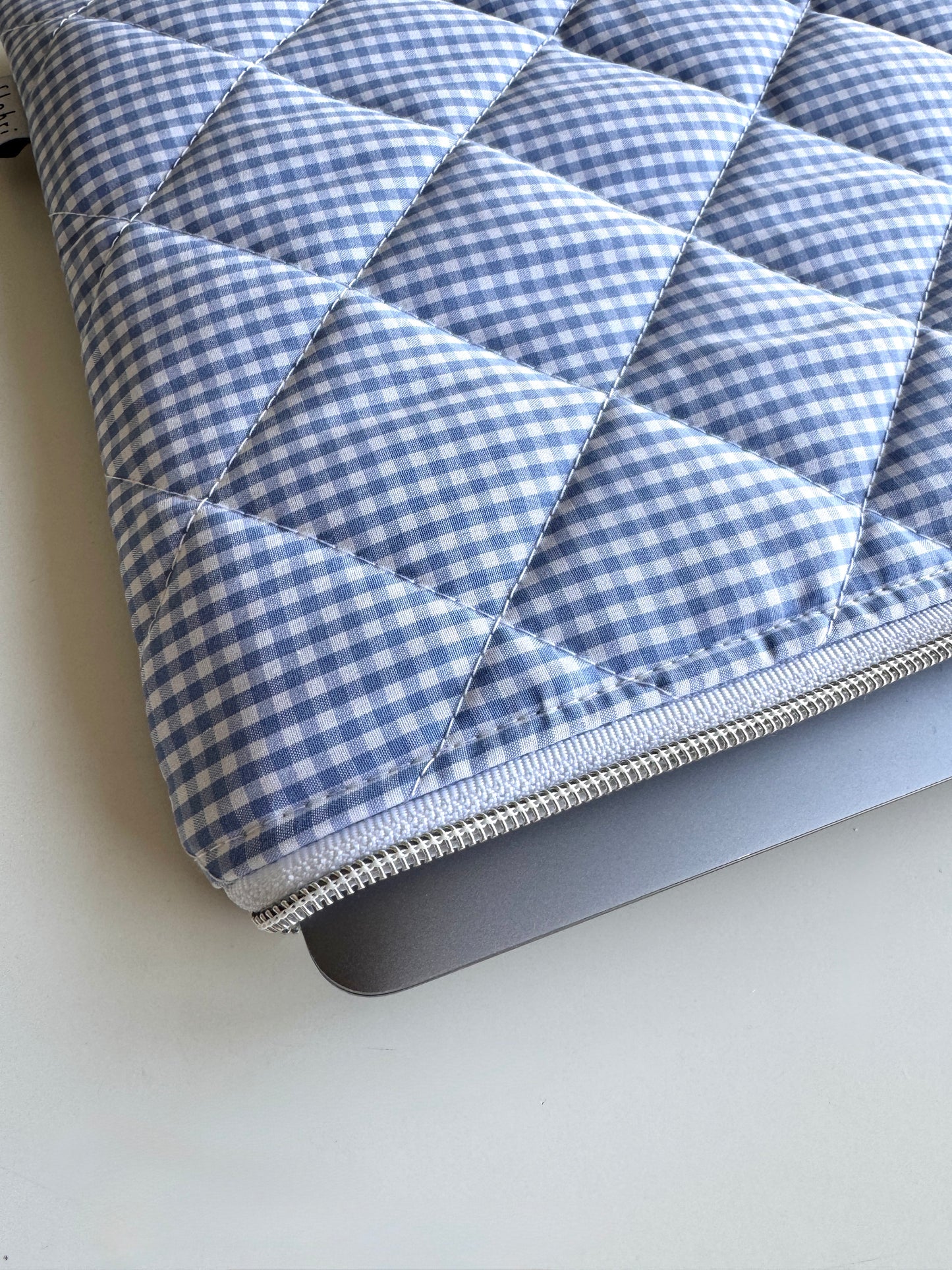 Laptoptasche Karo Blau – MacBook & Tablet Hülle