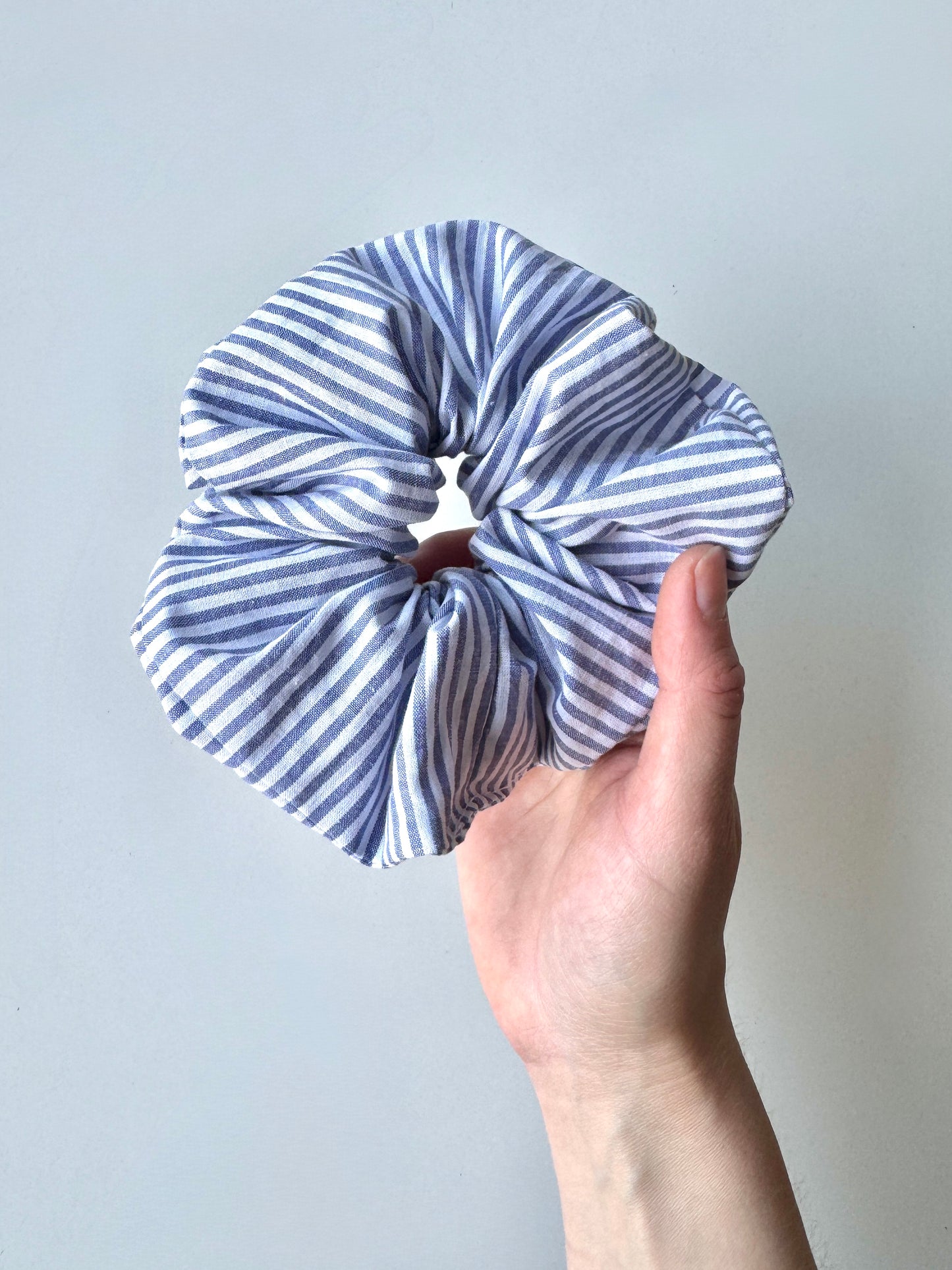 Scrunchie blau weiß gestreift - groß & klein