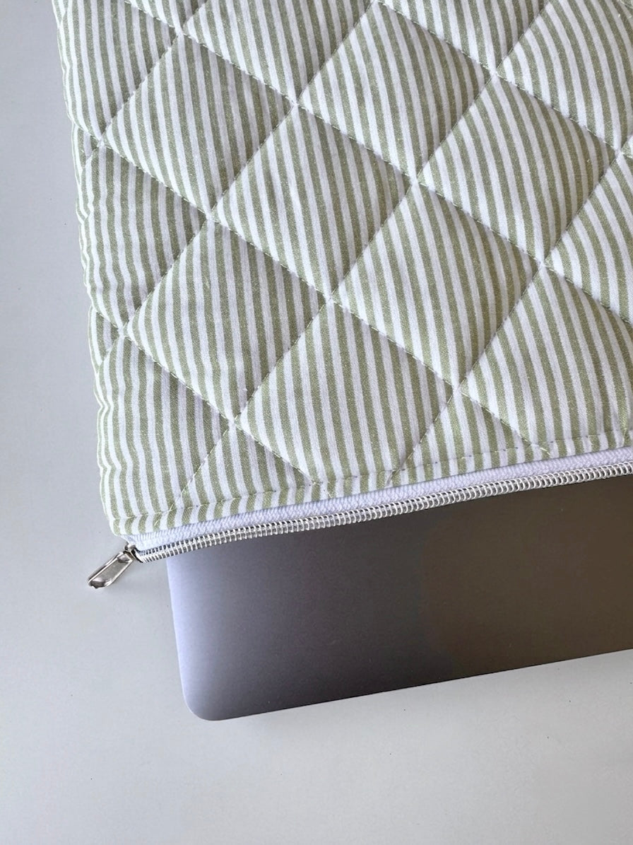 Laptoptasche & iPad Hülle - Hellgrün gestreift