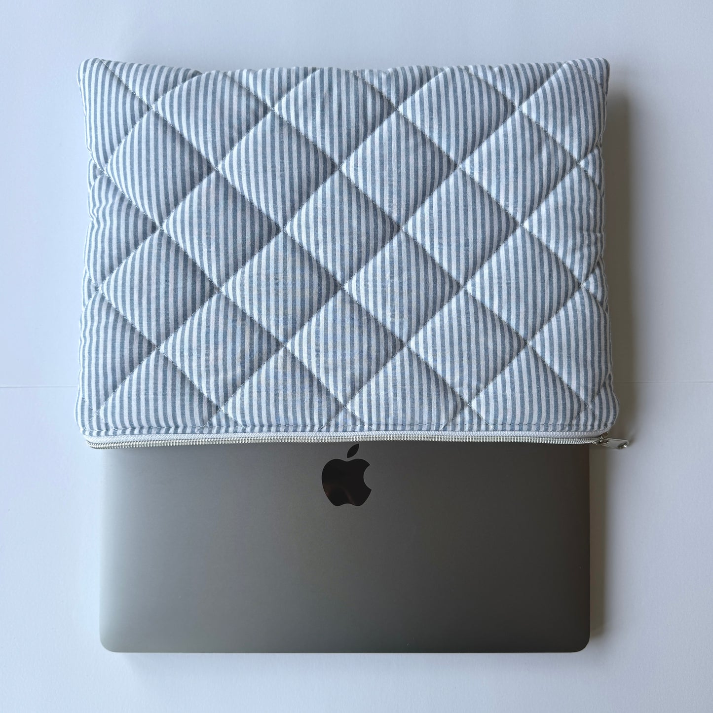 Laptoptasche blau gestreift – Tablet & Notebook Hülle