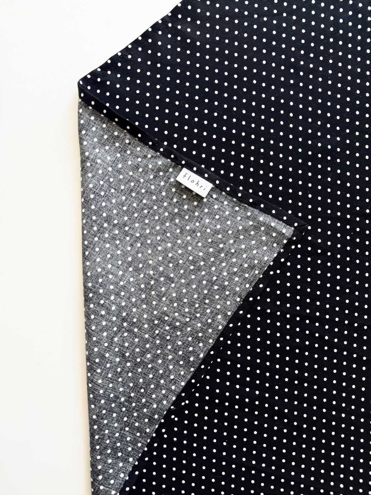Bandana aus Viskose – Polka Dots
