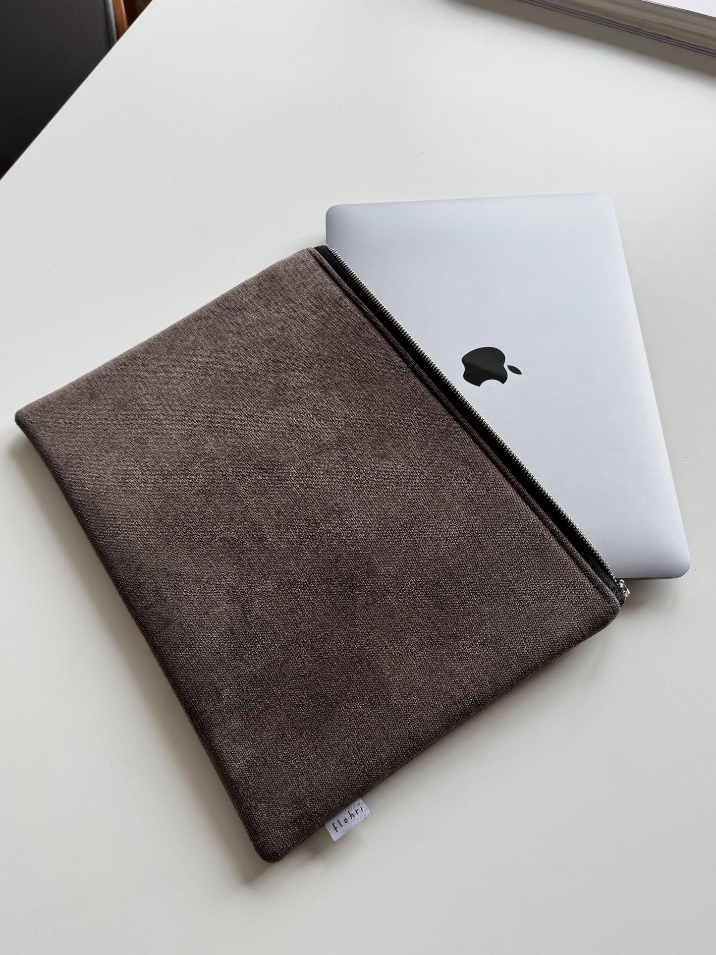 Laptoptasche & iPad Hülle - Velour braun