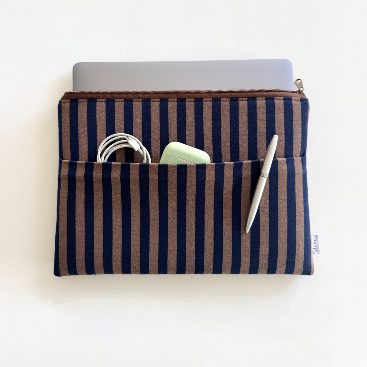 Laptoptasche navy/braun gestreift mit Außenfach, handgemacht