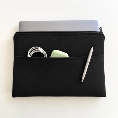 Laptoptasche schwarz mit Außenfach für Ladekabel, Stift und Kopfhörer