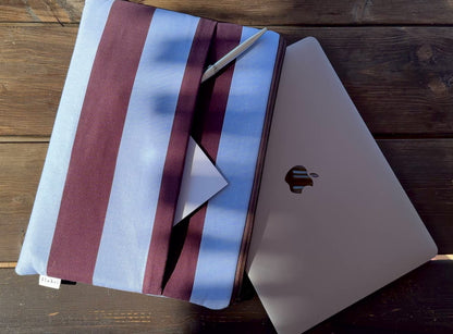Laptoptasche & Tablethülle – sky/purple
